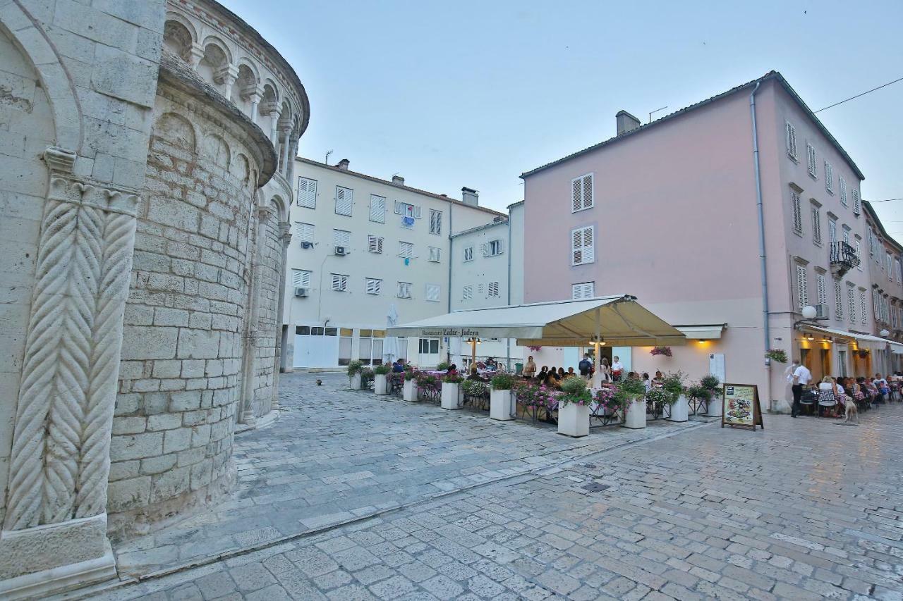 Rooms Bura I Jugo Zára Kültér fotó
